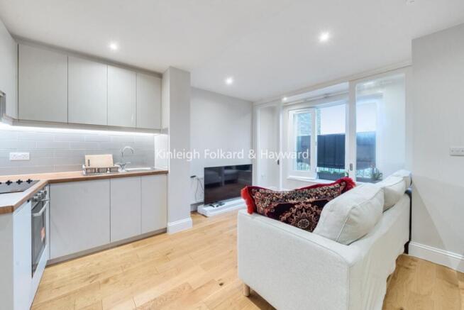 87728245-7f0b-41fa-a