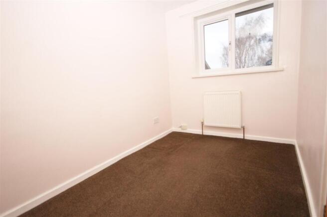 3 bed Terraced to rent Image 7
