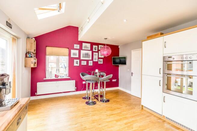 Kitchen/breakfast ro