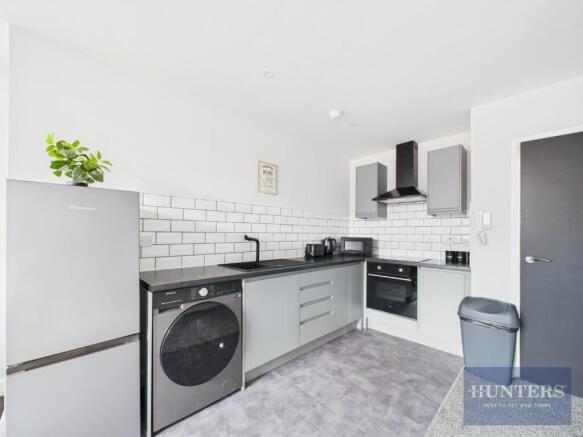 Kitchen / Living Area