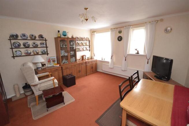 Sitting-Dining Room.JPG