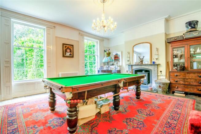 7 bed Detached for sale Image 7