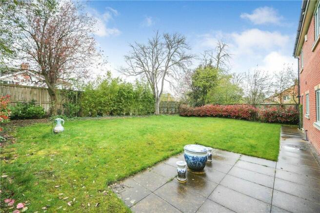 6 bed Detached for sale Image 7