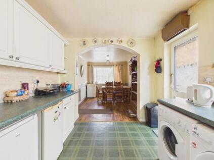 Main Road, Bilton, Hull, HU11 4AR