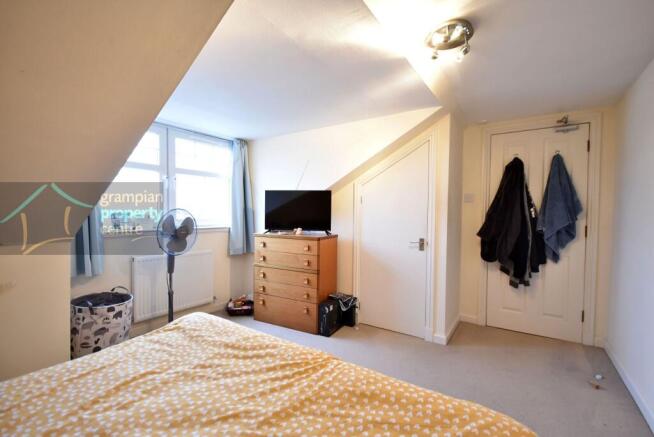 bed 1 2nd .JPG