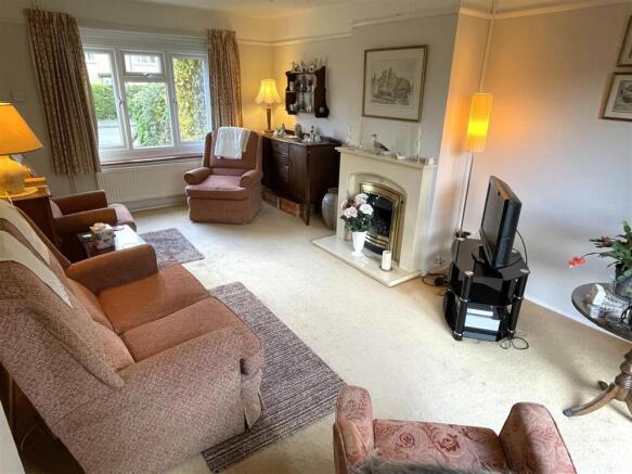 sitting room alternative angle.JPG