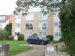 3, 45 Islands View, Danecourt Road, Poole BH14 0PH