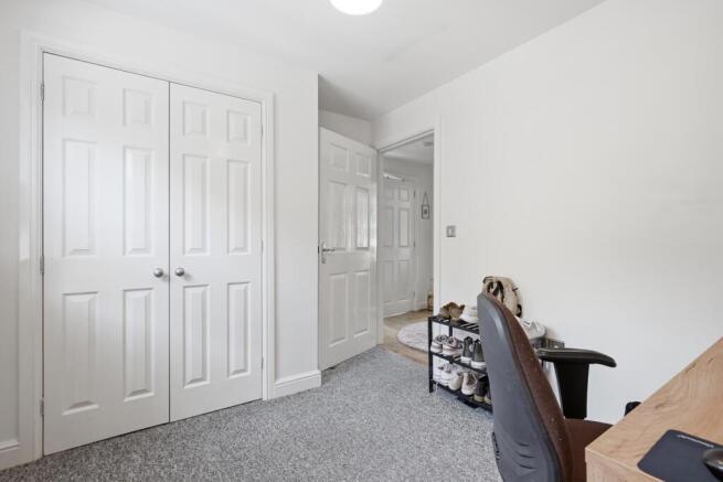 2 bed Flat for sale Image 12