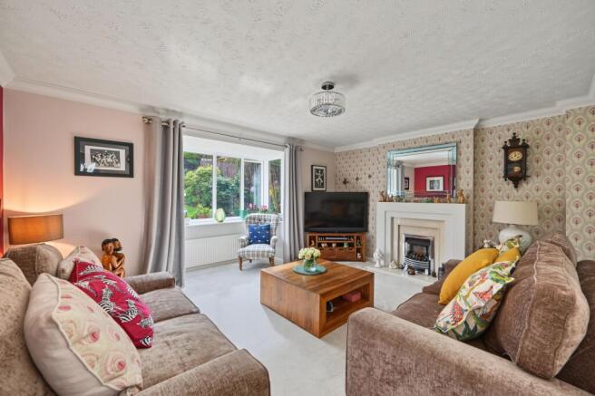 Warneford Road, Cowlersley, HD4 photo 4