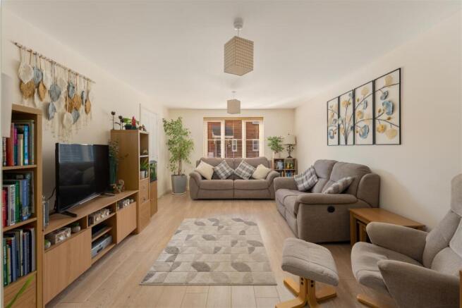 2 Wiggins Close, Bloxham-9.jpg