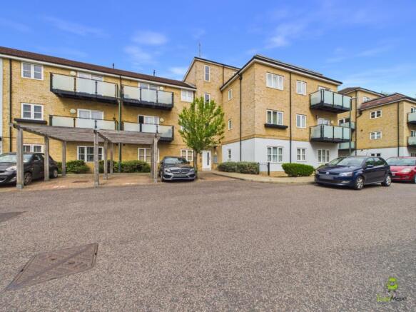 Presented by Clinton at EweMove Bexleyheath and Da