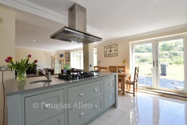 Lounge/Kitchen/ Dining Room