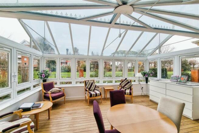 42martellocourtjevingtongardenseastbournebn214sd19