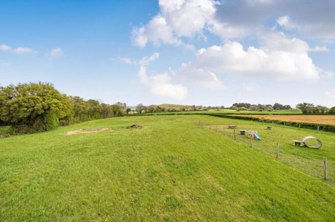 1441193-1-69e25f9...