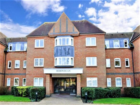 Herondean main