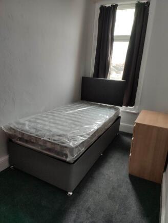 1 bed Flat to rent Image 5
