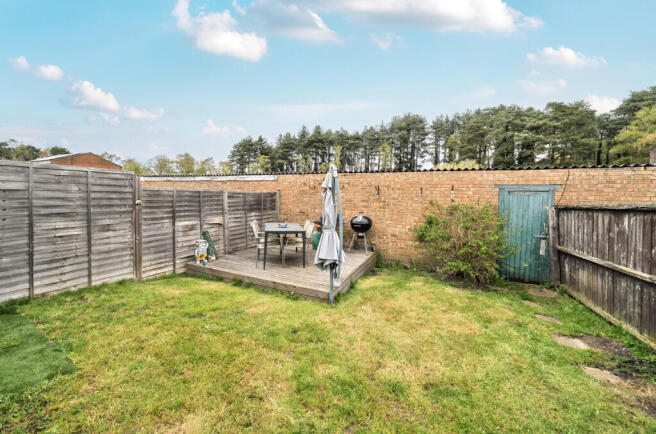 Ringwood, Bracknell, Berkshire photo 4