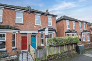 60, Ampthill Road, Southampton SO15 8LL