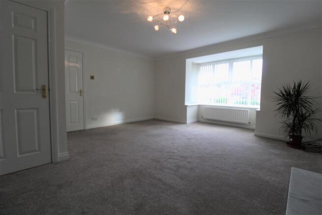 Living Room a.jpg