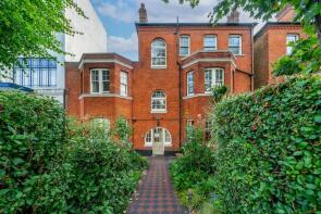 1, 455 Manor Mansions, Holloway Road, London N7 6LR