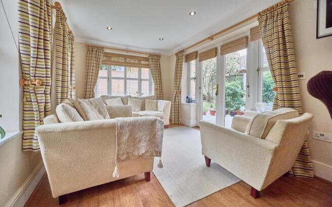 Dining Room/Sitting Room to rear