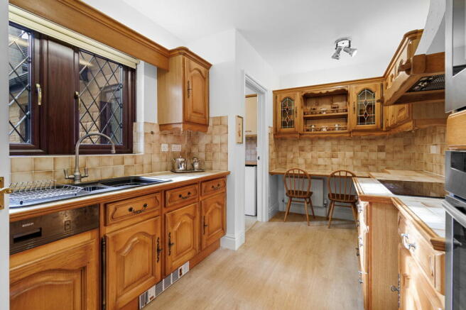 Photo 12