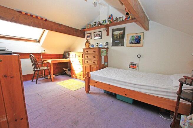 3 bed Terraced for sale Image 7