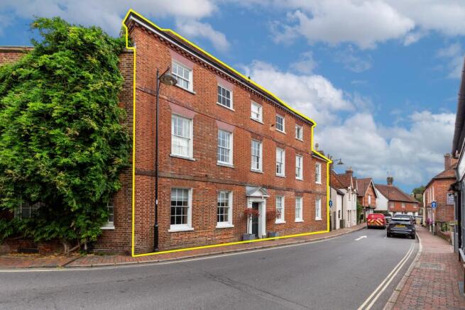 East House, East Street, Petworth, GU28 0AB