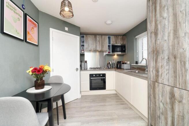 2 bed Semi-Detached for sale Image 5