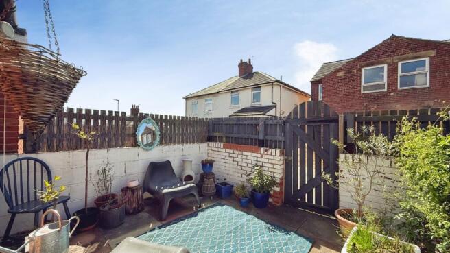 2 bed Terraced for sale Image 12