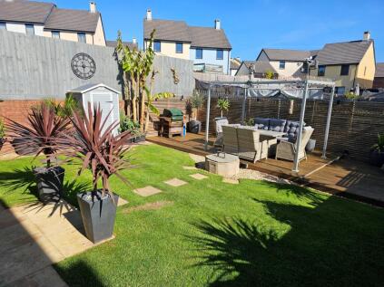 Castle Park Close, Paignton, Devon