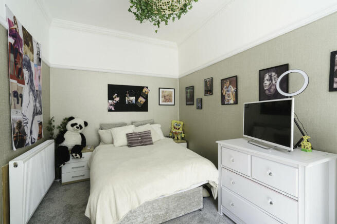 8. Bedroom 1 angl...