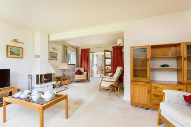 2 St Margaret's Close 13.jpg
