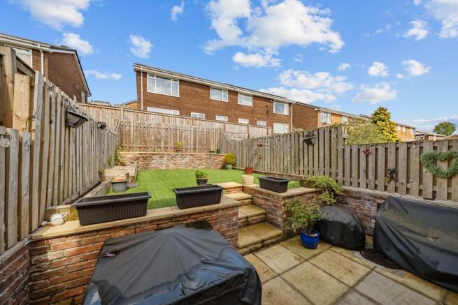 3 bed Town House for sale Image 9