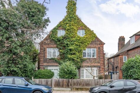 Valley Road, Streatham, London, SW16