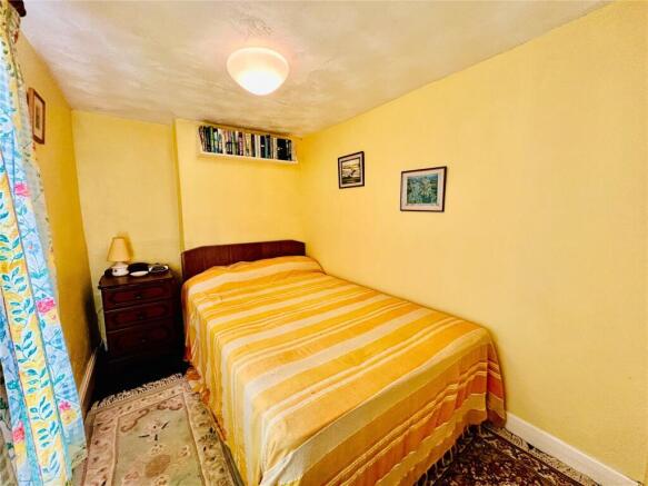 2 bed Terraced for sale Image 5