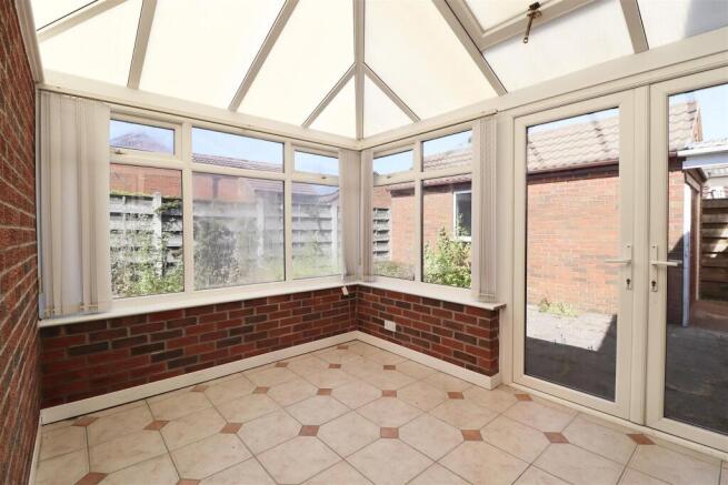 2 bed Detached Bungalow for sale Image 8