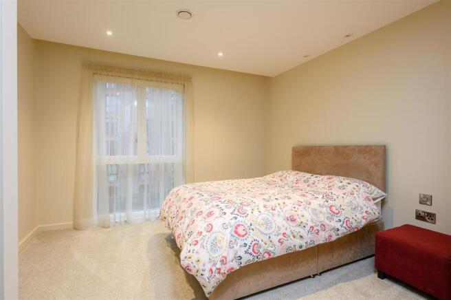 2 bed Apartment for sale Image 5