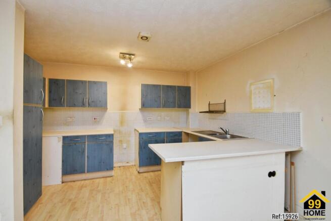 2 bed Apartment for sale Image 10