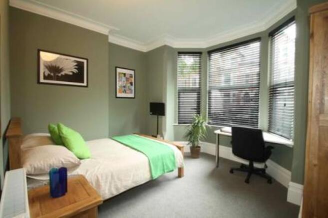 91LB Bedroom