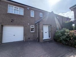 19, Park Lane Mews, Shadwell, Leeds LS17 8SN