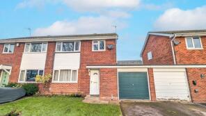 34, Columbia Drive, Worcester WR2 4DB