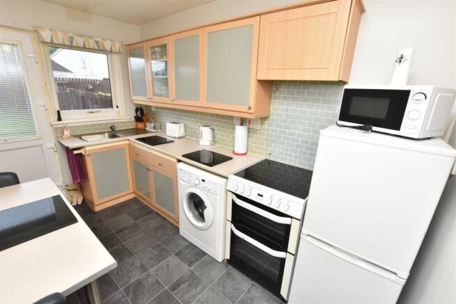 KITCHEN-DINER.JPG