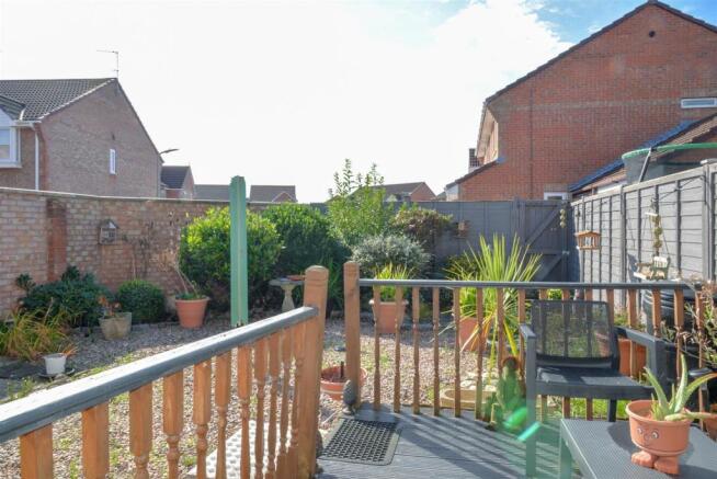 Rear Garden 1.jpg