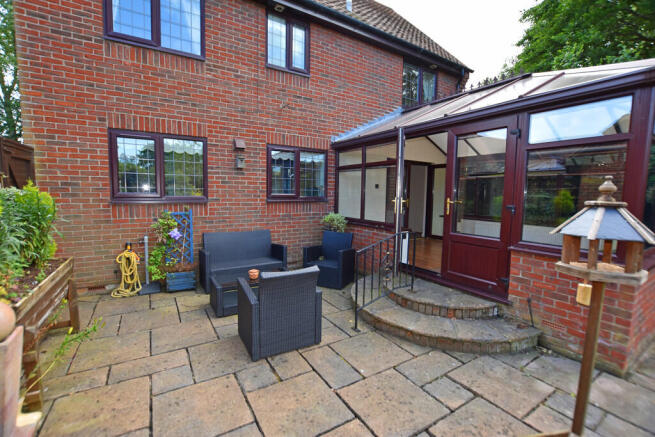 4 bed Detached to rent Image 12