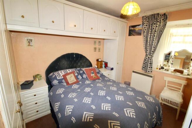 Bed 1.JPG