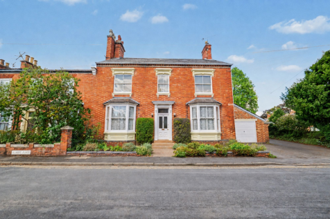 Albert Place, Loughborough, LE11