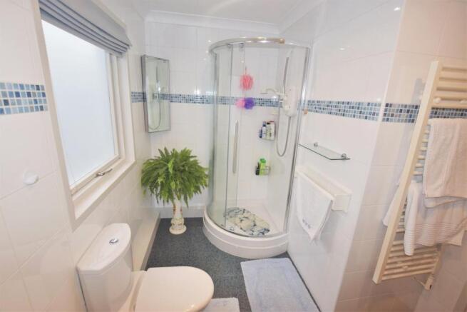 Ensuite.jpg