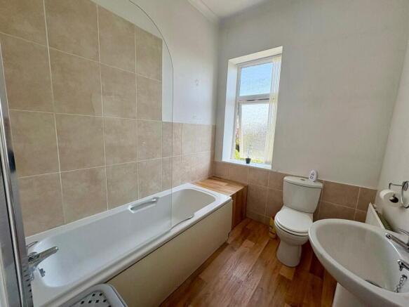 1 bed Terraced to rent Image 9