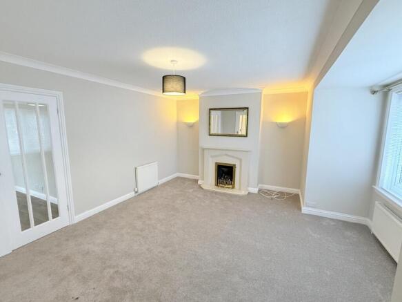 27 Abercromby Road, Castle Douglas, DG7 1BA - Brai